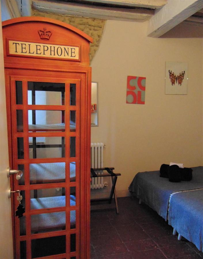 B&B Un Posto Nel Mondo Siena Buitenkant foto
